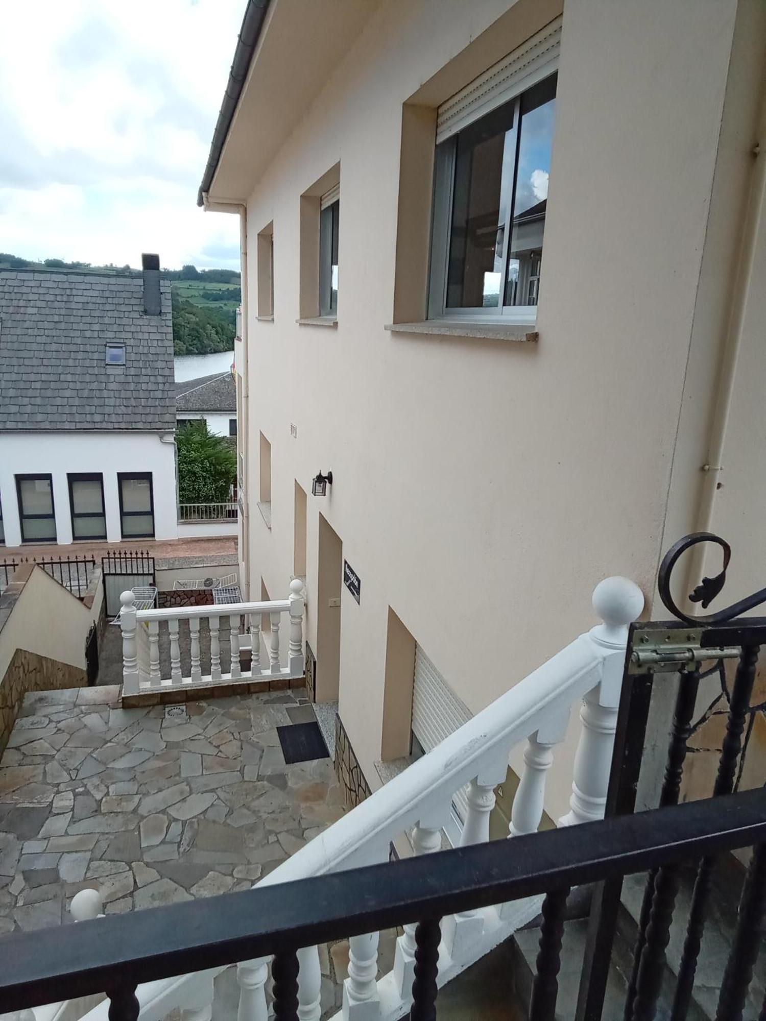 Pension Albergue Gonzar Portomarin Eksteriør billede