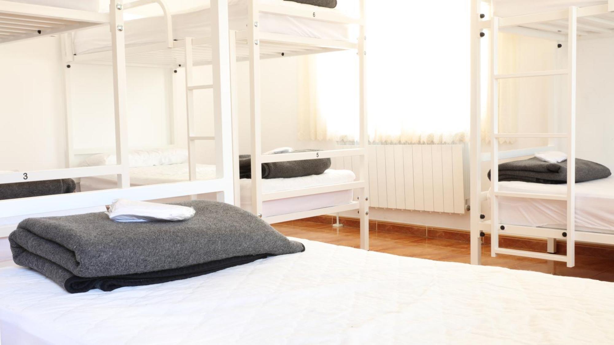 Pension Albergue Gonzar Portomarin Eksteriør billede
