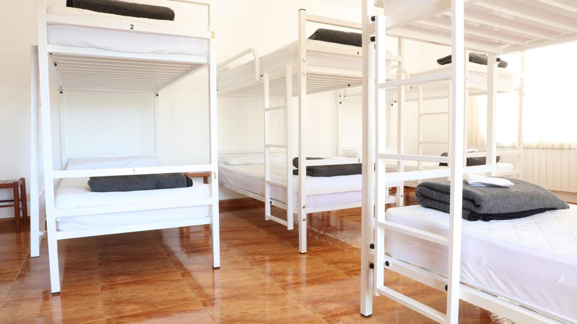 Pension Albergue Gonzar Portomarin Eksteriør billede